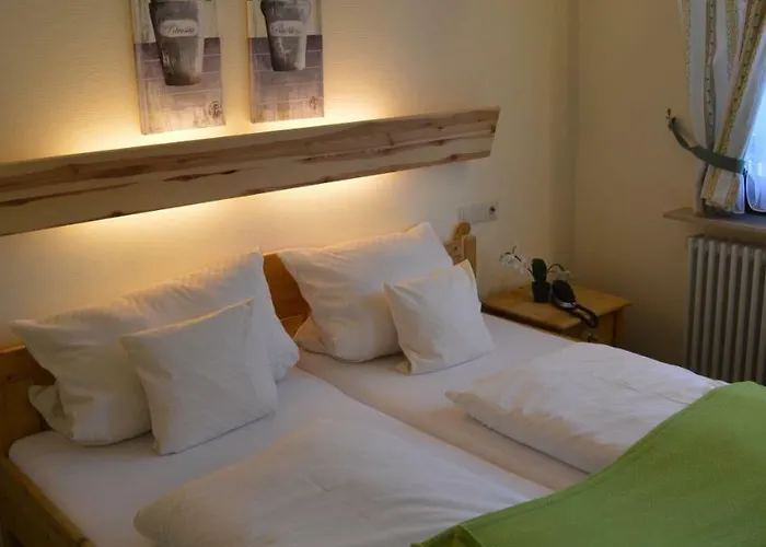 Eickler Szálloda 3*